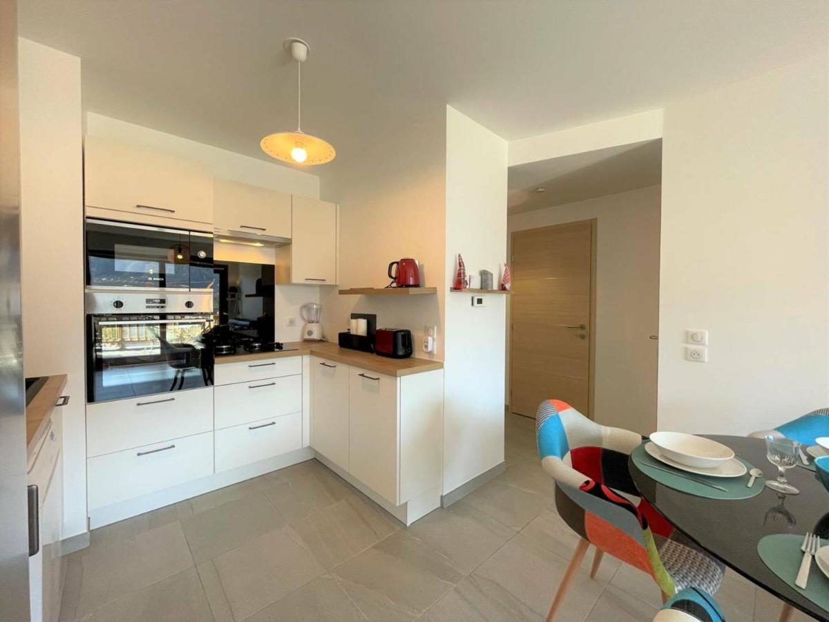 Appartement Moderne Avec Terrasse Et Parking A Briancon - Fr-1-330C-127 Экстерьер фото