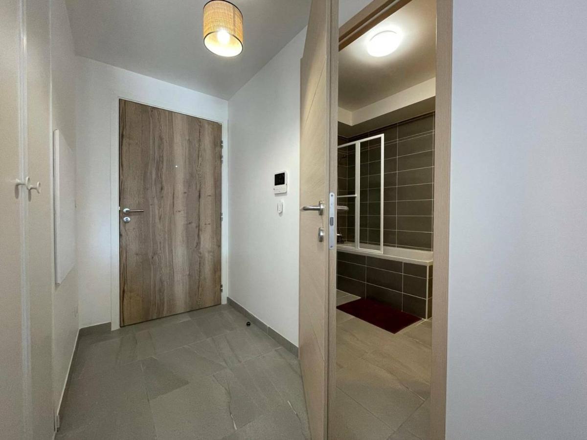 Appartement Moderne Avec Terrasse Et Parking A Briancon - Fr-1-330C-127 Экстерьер фото